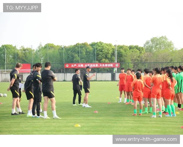 中国足球联赛俱乐部之间的合作与竞争格局，中国足协合作伙伴